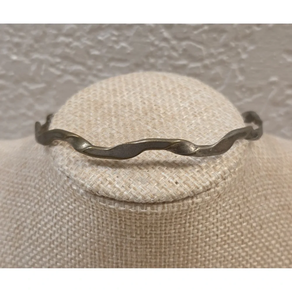 Two Vintage Brutalist Mexican Bangle Bracelets 8